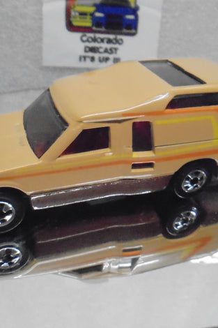 Loose Hot Wheels Tan Mini Trek Van w/Blackwalls