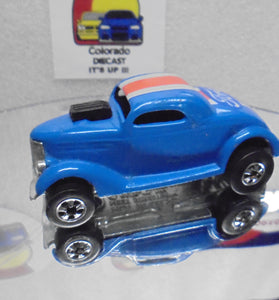 Loose Hot Wheels Blue Neet Streeter w/Blackwalls