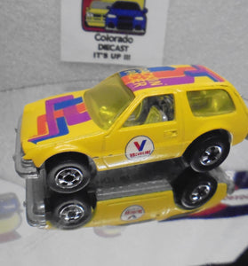 Loose Hot Wheels Yellow Packin Pacer  w/Blackwalls