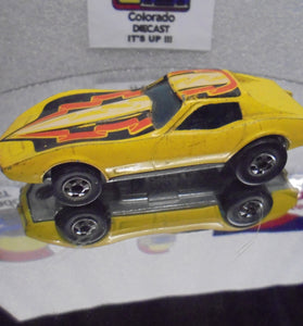 Loose Hot Wheels Yellow Corvette Stingray w/Blackwalls Very Minor Wear