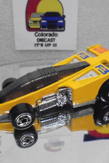 Loose Hot Wheels Yellow Jet Threat Purple Tampo w/Blackwalls