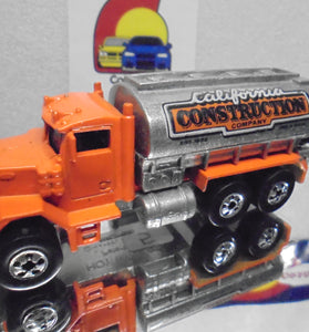 Loose Hot Wheels Orange California Construction Peterbilt Tanker Truck w/Blackwalls
