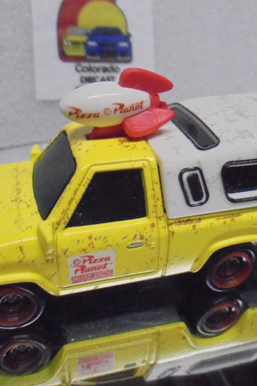 LOOSE HOT WHEELS YELLOW TOY STORY PIZZA PLANET TRUCK w/RR'S