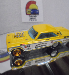 LOOSE HOT WHEELS YELLOW EAST BOUND & CROWNED '65 DODGE CORONET w/RR'S