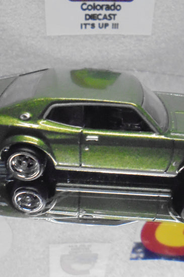 LOOSE HOT WHEELS GREEN NISSAN LAUREL 2000SGX w/RR'S