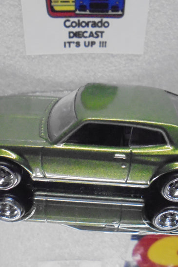 LOOSE HOT WHEELS GREEN NISSAN LAUREL 2000SGX w/RR'S