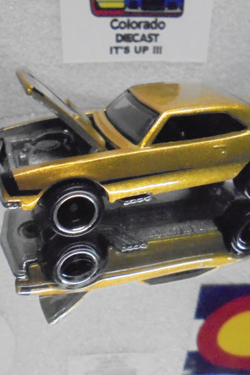 LOOSE HOT WHEELS GOLD '67 CHEVY CAMARO w/RR'S