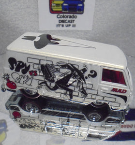 LOOSE HOT WHEELS WHITE SPY VS SPY '66 DODGE A100 VAN w/RR'S