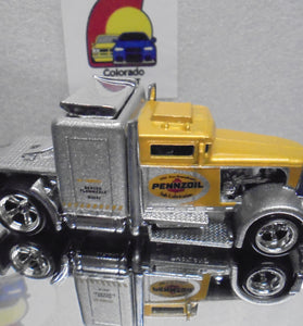 LOOSE HOT WHEELS GOLD PENNZOIL CONVOY CUSTOM w/RR'S