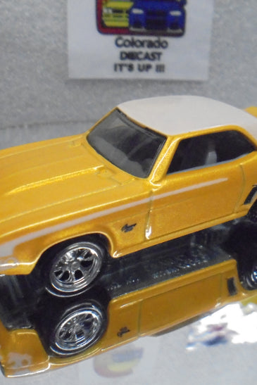 LOOSE HOT WHEELS YELLOW '69 CHEVY CAMARO w/RR'S