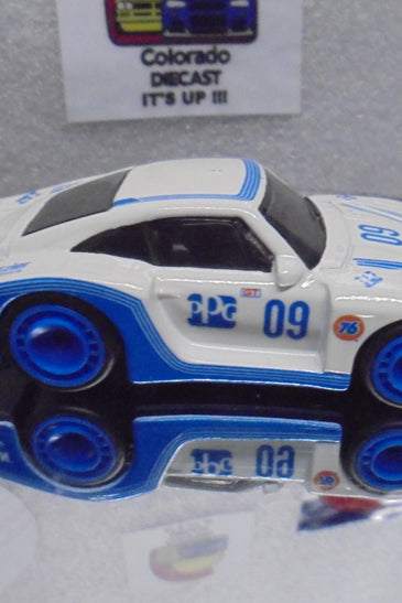 LOOSE HOT WHEELS WHITE BILSTEIN PORSCE 935 w/RR'S