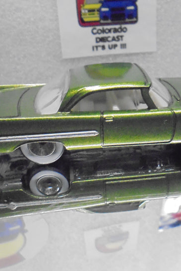 LOOSE HOT WHEELS GREEN CHRYSLER 300 w/RR'S