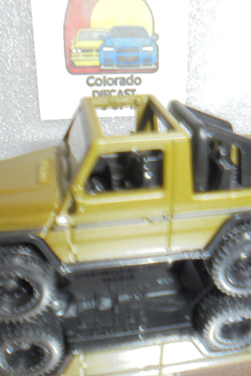 LOOSE HOT WHEELS GREEN 1991 MERCEDES G-CLASS w/RR'S