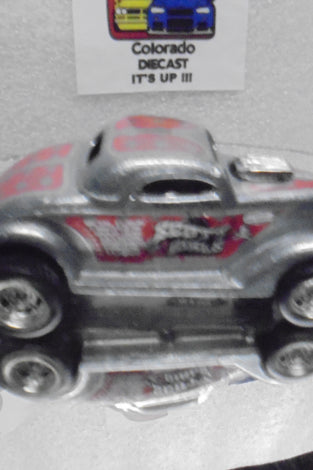 LOOSE HOT WHEELS SILVER SCOTT GIRLS NEET STREETER w/RR'S