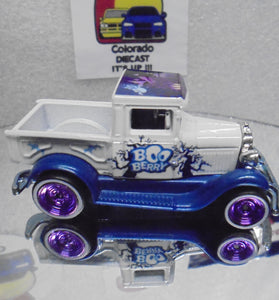 LOOSE HOT WHEELS WHITE BOO BERRY '29 FORD PICKUP w/RR'S