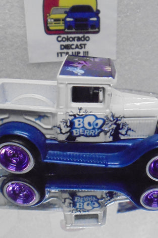 LOOSE HOT WHEELS WHITE BOO BERRY '29 FORD PICKUP w/RR'S