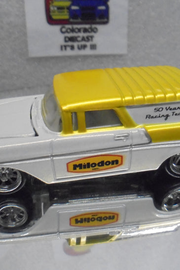 LOOSE HOT WHEELS WHITE/YELLOW MILODON '56 NOMAD w/RR'S