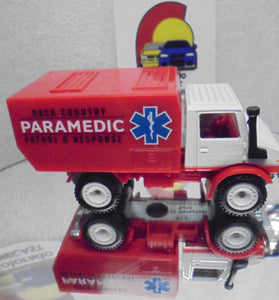 LOOSE HOT WHEELS BACK COUNTRY PARAMEDIC UNIMOG U-1300 w/RR'S