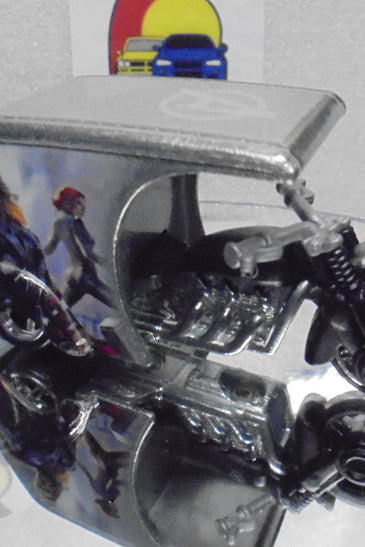 LOOSE HOT WHEELS SILVER CAPTAIN AMERICA 3 D-LIVERY w/RR'S