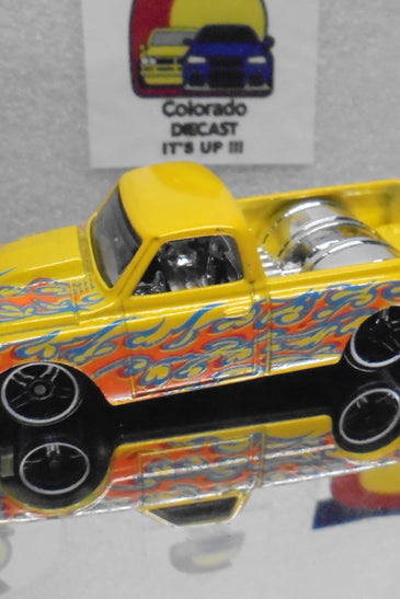 LOOSE HOT WHEELS YELLOW CUSTOM '67 CHEVY C10 TRUCK