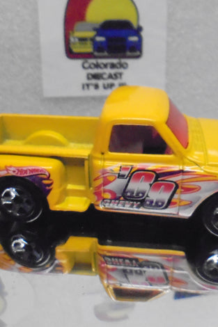 LOOSE HOT WHEELS YELLOW CUSTOM '69 CHEVY TRUCK