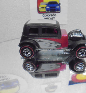 LOOSE HOT WHEELS BLACK '32 FORD VICKY w/REDLINES