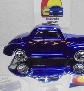 LOOSE HOT WHEELS BLUE w/FLAMES '40 FORD COUPE