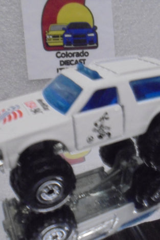 LOOSE HOT WHEELS WHITE WORLD CUP USA '94 CHEVY BLAZER 4X4