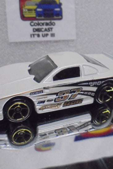 LOOSE HOT WHEELS WHITE MUSTANG COBRA
