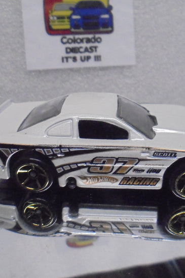 LOOSE HOT WHEELS WHITE MUSTANG COBRA
