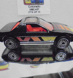 LOOSE HOT WHEELS BLACK PONTIAC FIERO 2M4 w/ULTRA HOTS