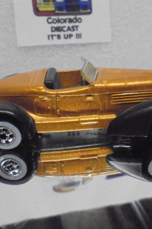 LOOSE HOT WHEELS GOLD AUBURN 852 w/WHITEWALLS