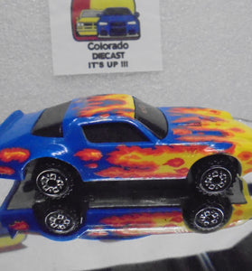 LOOSE HOT WHEELS BLUE w/FLAMES CAMARO Z-28 w/SCREECHER WHEELS