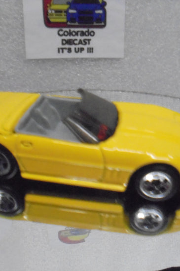 LOOSE HOT WHEELS YELLOW CUSTOM CORVETTE