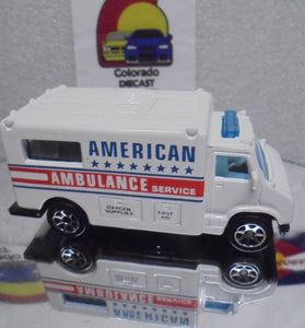 LOOSE HOT WHEELS WHITE AMERICAN AMBULANCE w/7 SPOKE WHEELS