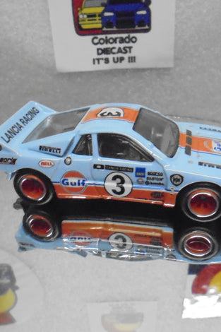 LOOSE HOT WHEELS GULF LANCIA RALLY 037 w/REAL RIDER'S