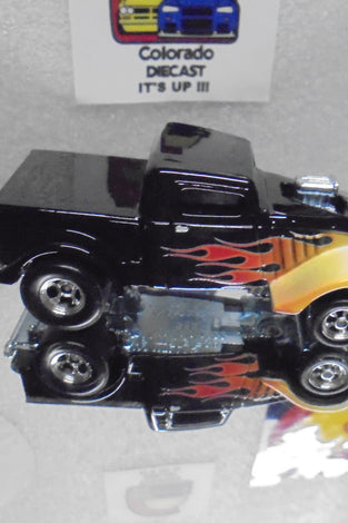 LOOSE HOT WHEELS BLACK w/FLAME '33 WILYYS PICKUP w/REAL RIDER'S