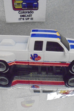 LOOSE HOT WHEELS WHITE '88 CHEVY SILVERADO 3500 w/TRAILER w/RR'S