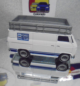 LOOSE HOT WHEELS WHITE FORD RALLY VAN w/TRAILER w/RR'S