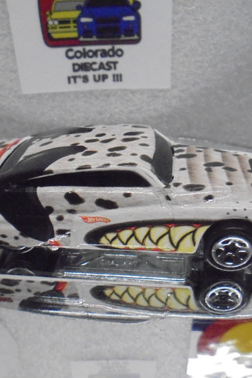 LOOSE HOT WHEELS MONSTER MUTT PURPLE PASSION