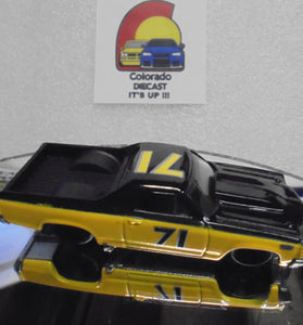 Hot Wheels Wayne's Garage CHASE Black/Yellow '71 Chevy El Camino w/Real Riders