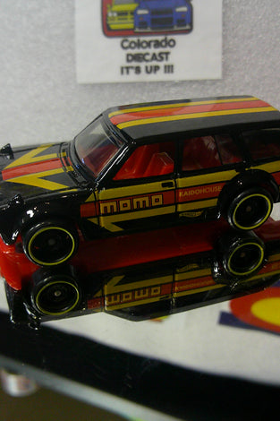 LOOSE HOT WHEELS BLACK MOMO '71 DATSUN 510 WAGON
