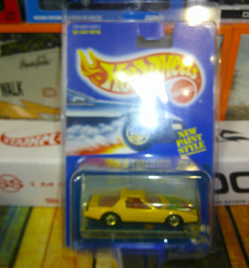 HOT WHEELS #23 YELLOW 80'S FIREBIRD w/BLACKWALLS