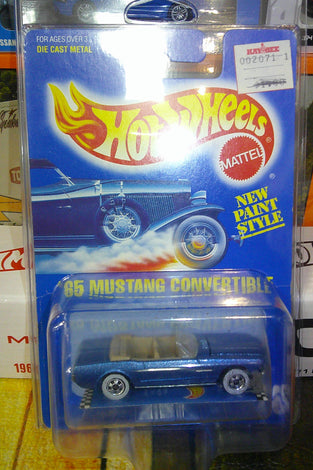 HOT WHEELS #26 BLUE '65 MUSTANG CONVERTIBLE