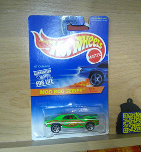 RARE HOT WHEELS #399 GREEN MOD BOD '67 CHEVY CAMRO w/PAINTED ENGINE