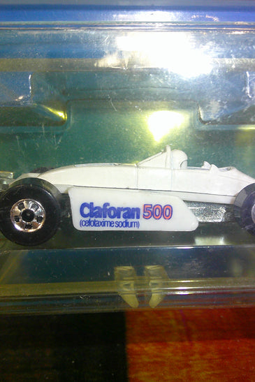1988 HOT WHEELS  PARK N PLATES WHITE CLAFORAM 500 RACER