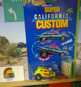 1990 HOT WHEELS SUPER CALIFORNIA CUSTOM YELLOW COOLER DUELER SEDAN DELIVERY
