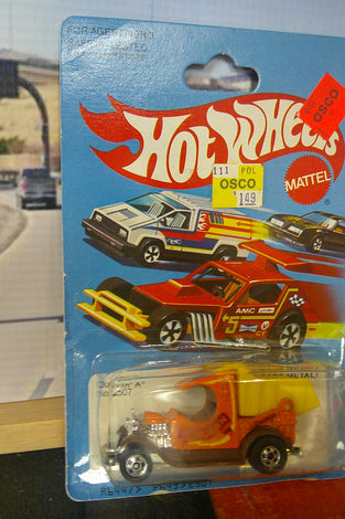 1979 HOT WHEELS ORANGE DUMPIN' A TRUCK