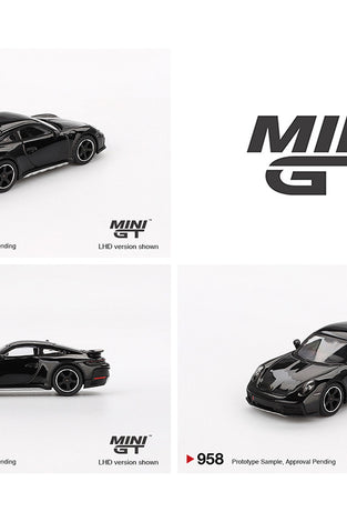 Mini GT 1:64 Porsche 911 Dakar – Black