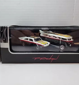 Hot wheels 2010 Japan Convention VW Drag Bus & Fastback 2 Car Set Phil Riehlman #124/500